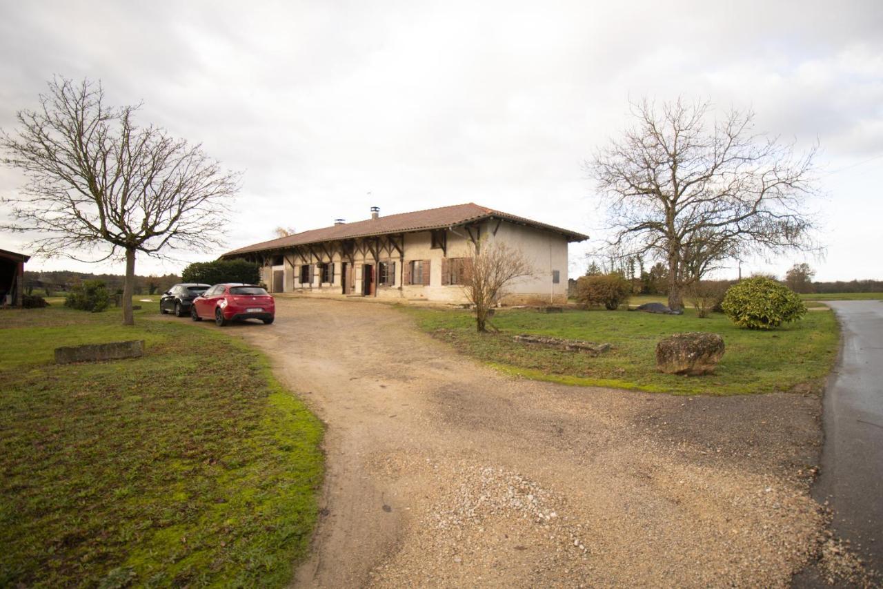 Ferme Bressane - 4 Chambres Saint-Etienne-du-Bois  ภายนอก รูปภาพ
